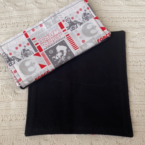 Merry Force Be With You Cloth Dinner Napkins, 4 pc - Picture 2 of 3